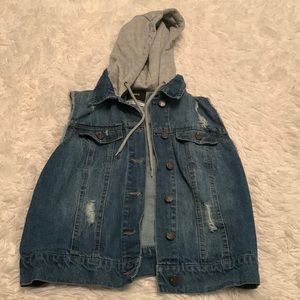 BDG  Urban Outfitters denim distressed  vest with hood size XS